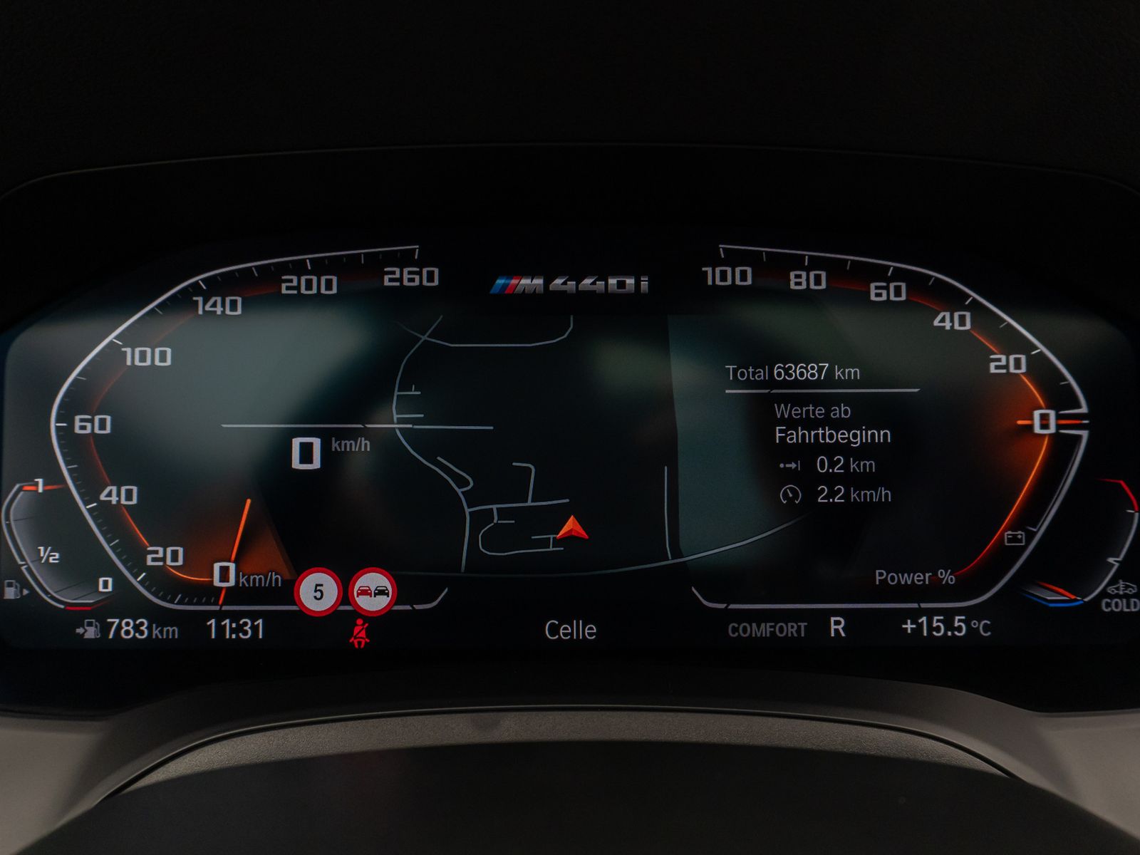 Fahrzeugabbildung BMW M440i xD Gran Coupé Glasdach Kamera HUD DAB H/K