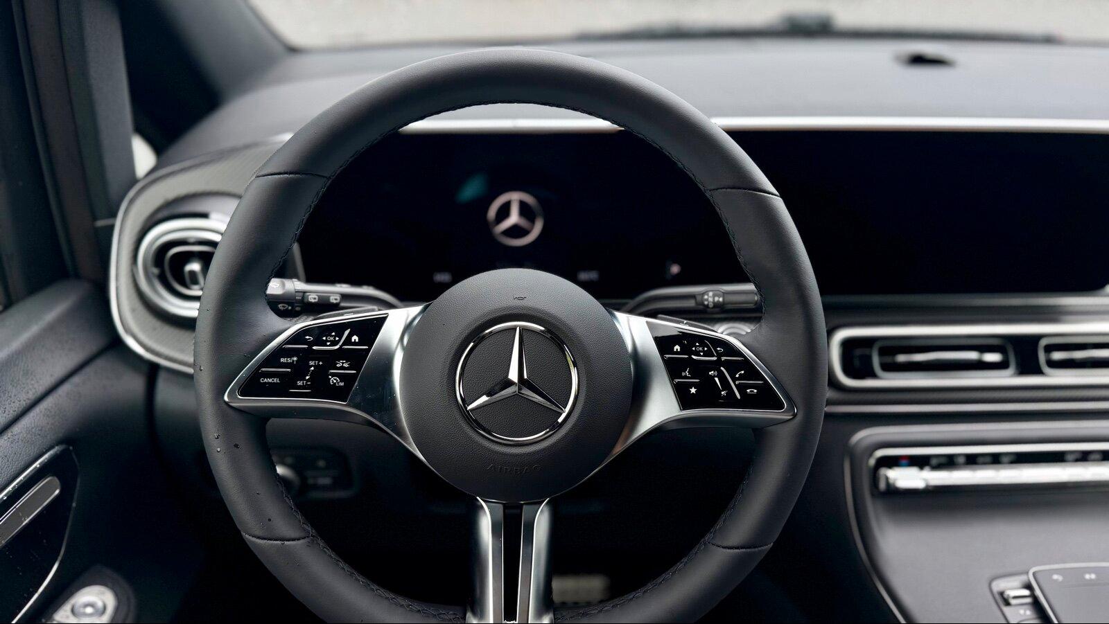 Mercedes-Benz d STYLE LANG AMG+LIEGE+AHK2,5T+STANDHZ+LED+360°