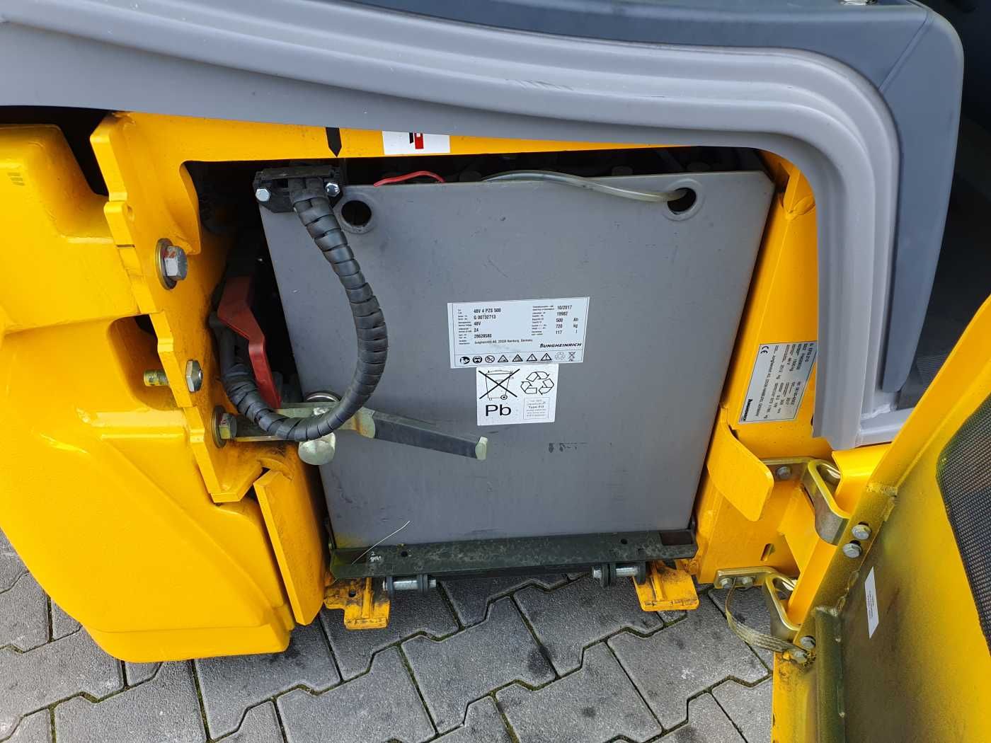 Fahrzeugabbildung Jungheinrich EFG 215 / Triplex: 4.25m! / SS / nur 2.184h!