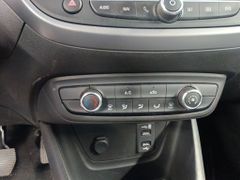 Fahrzeugabbildung Opel Crossland X 1.2T NAVI/PDC/DAB+/LANE/ALU16