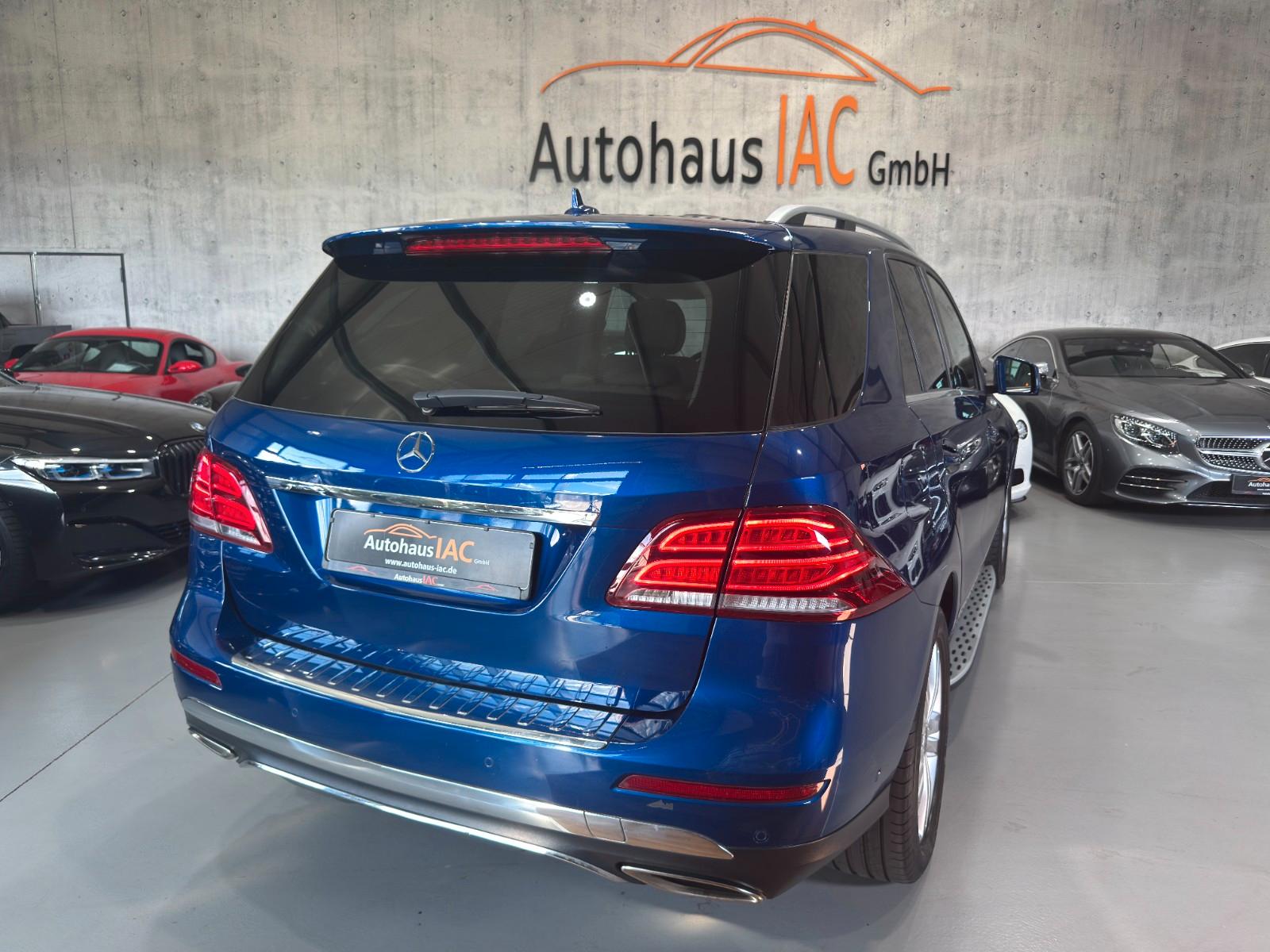 Mercedes-Benz GLE 400/4Matic/LED/360*/SPURH/TOTW/1.HAND/COC
