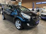 Kia Venga Platinum Edition - Kia mit Benzin-Antrieb: Limousine, Schaltgetriebe