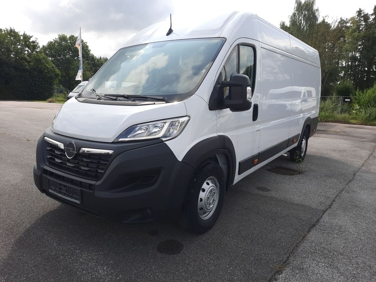 Opel Movano - Bild 2