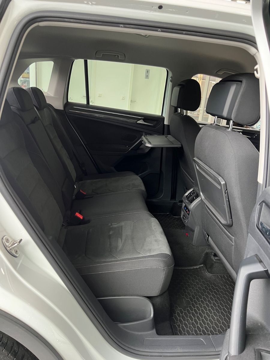 Fahrzeugabbildung Volkswagen Tiguan Comfortline 2.0TDI *DIGITALTACHO*LED*360°