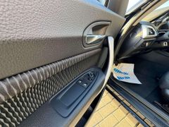 Fahrzeugabbildung BMW 218 i Advantage BI- XENON NAVI PDC GRA