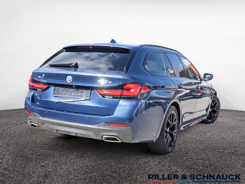 BMW 530e Touring xDrive M-Sport ACC HUD PANO LASER imagem 3
