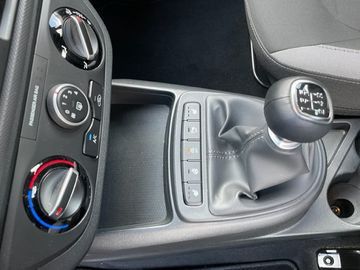 Fahrzeugabbildung Hyundai i10 KLIMA SITZ+LENKRADHEIZUNG PDC DAB+