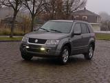 Suzuki Grand Vitara 2.0 Club 4x4 TÜV NEU S-HEFT KLIMA - Suzuki Grand Vitara: 2.4