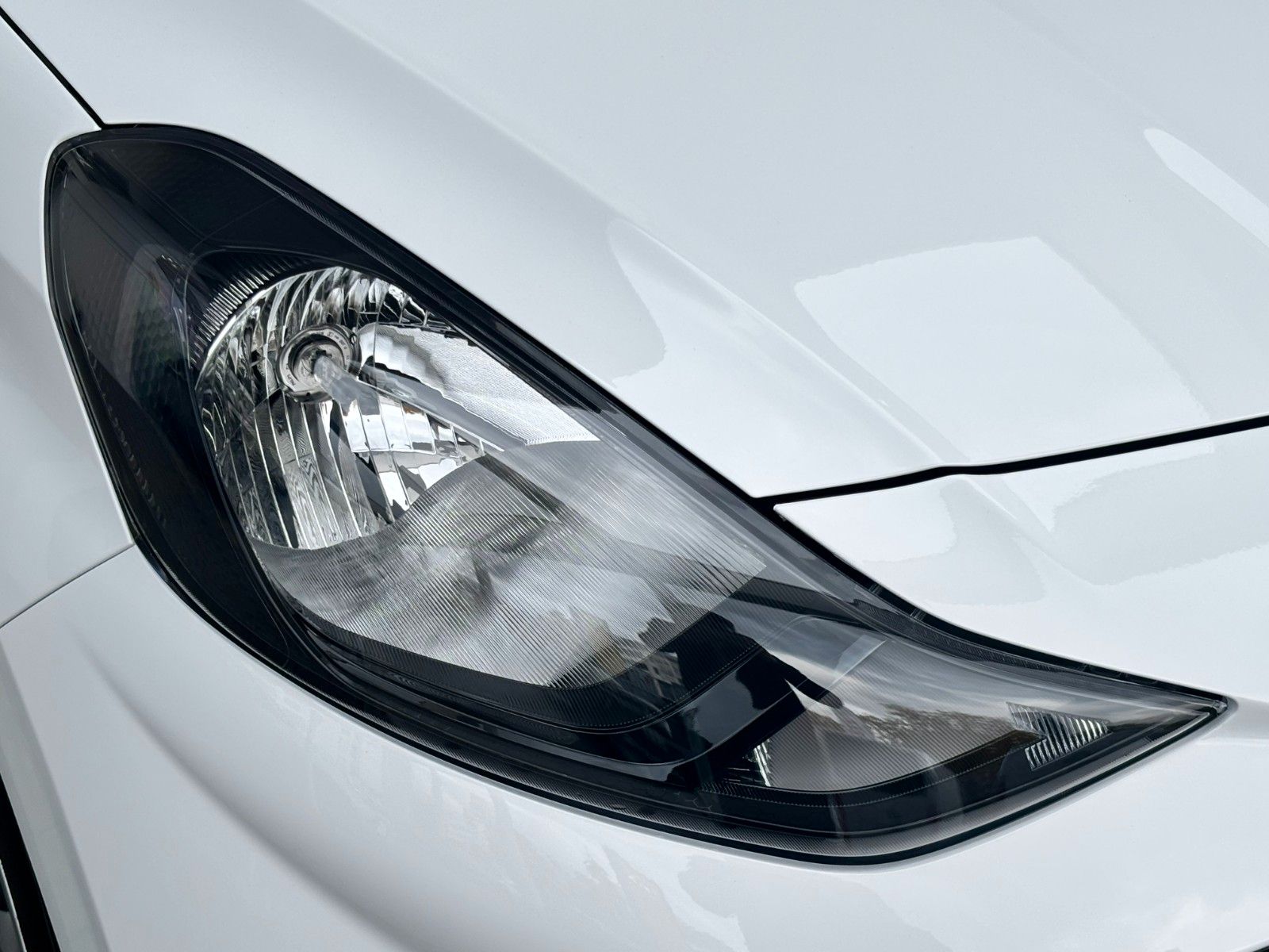 Fahrzeugabbildung Hyundai i10 Select 1.0l Navi/Klima/Kamera!