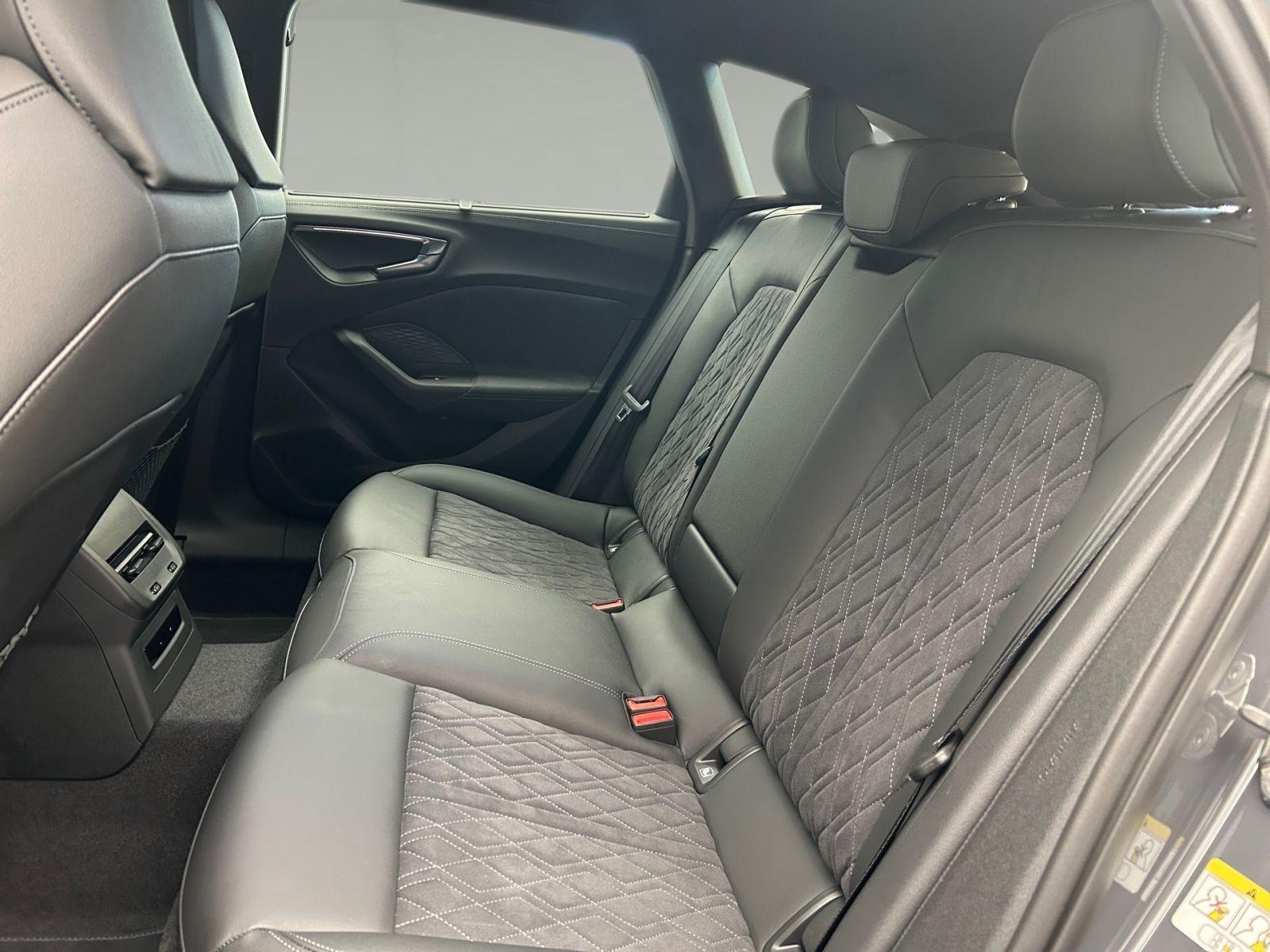 Audi A5 Avant 40 TFSI qu 2x S line Edition One S tro*