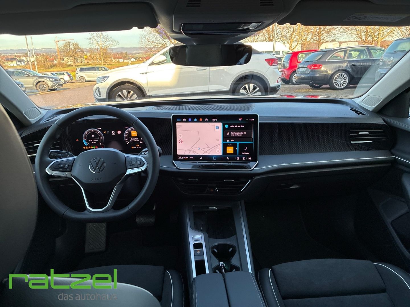 Fahrzeugabbildung Volkswagen Passat BUSINESS 2.0 TDI IQ.Drive+AHK+LED+SHZ+PDC