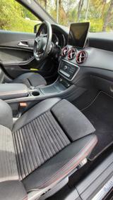 Mercedes-Benz CLA 250 Sport 4MATIC DCT  STANDHEIZUNG*AMG-LINE* - Mercedes-Benz CLA-Klasse von privat