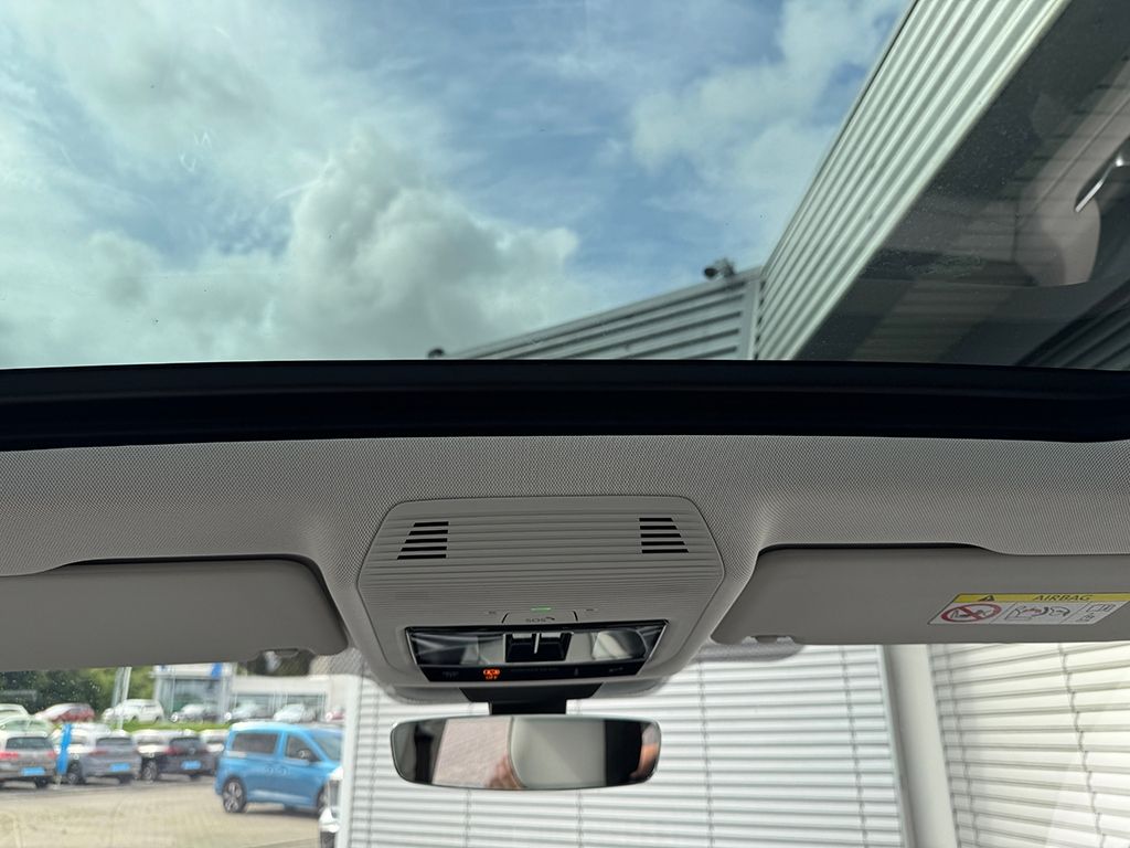 Tiguan 2.0 TDI Elegance *AHK*STDHZG*DCC*