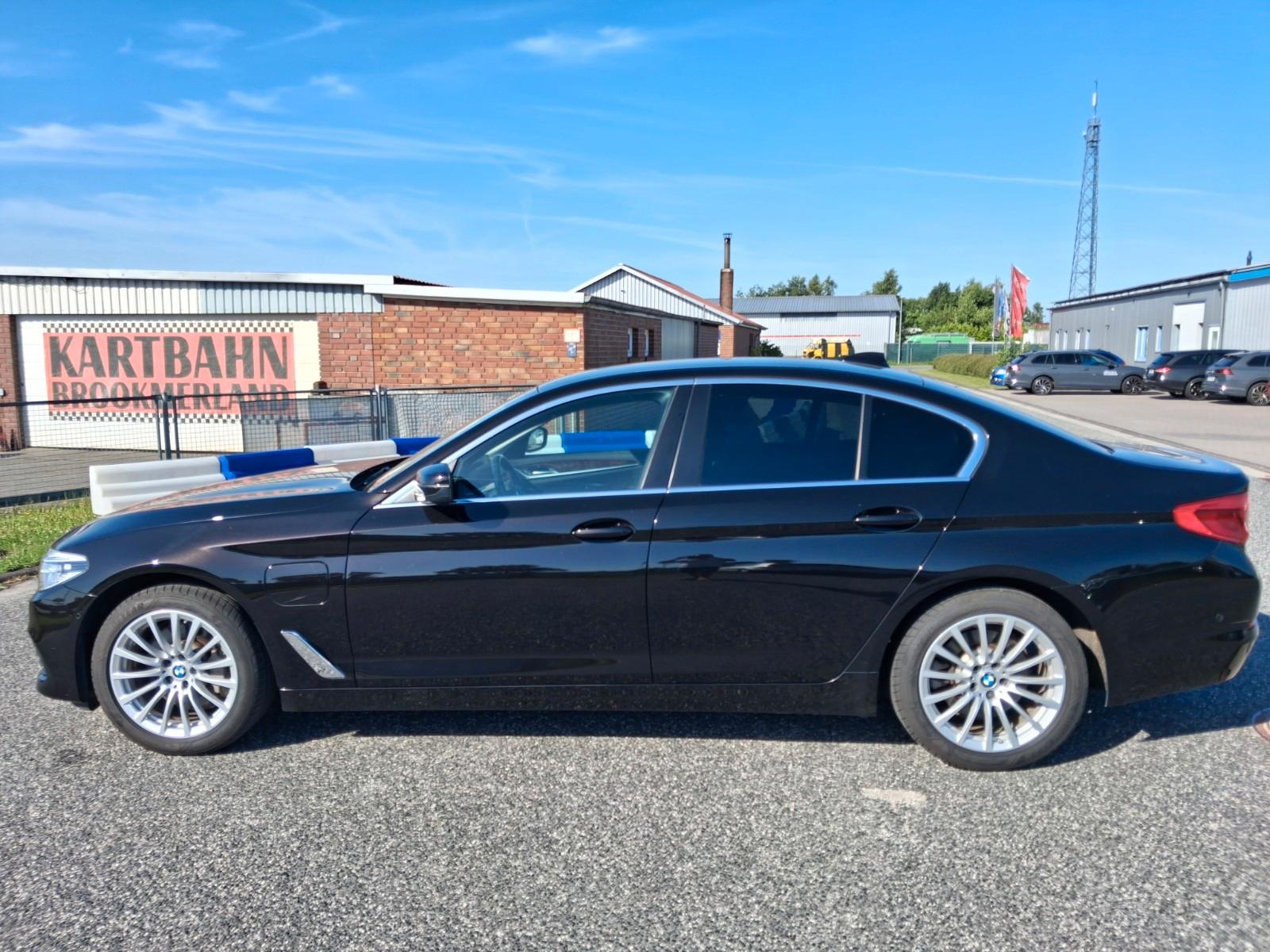 BMW 530 5 Limousine 530 e *LED*Kamera* Top Gepflegt*
