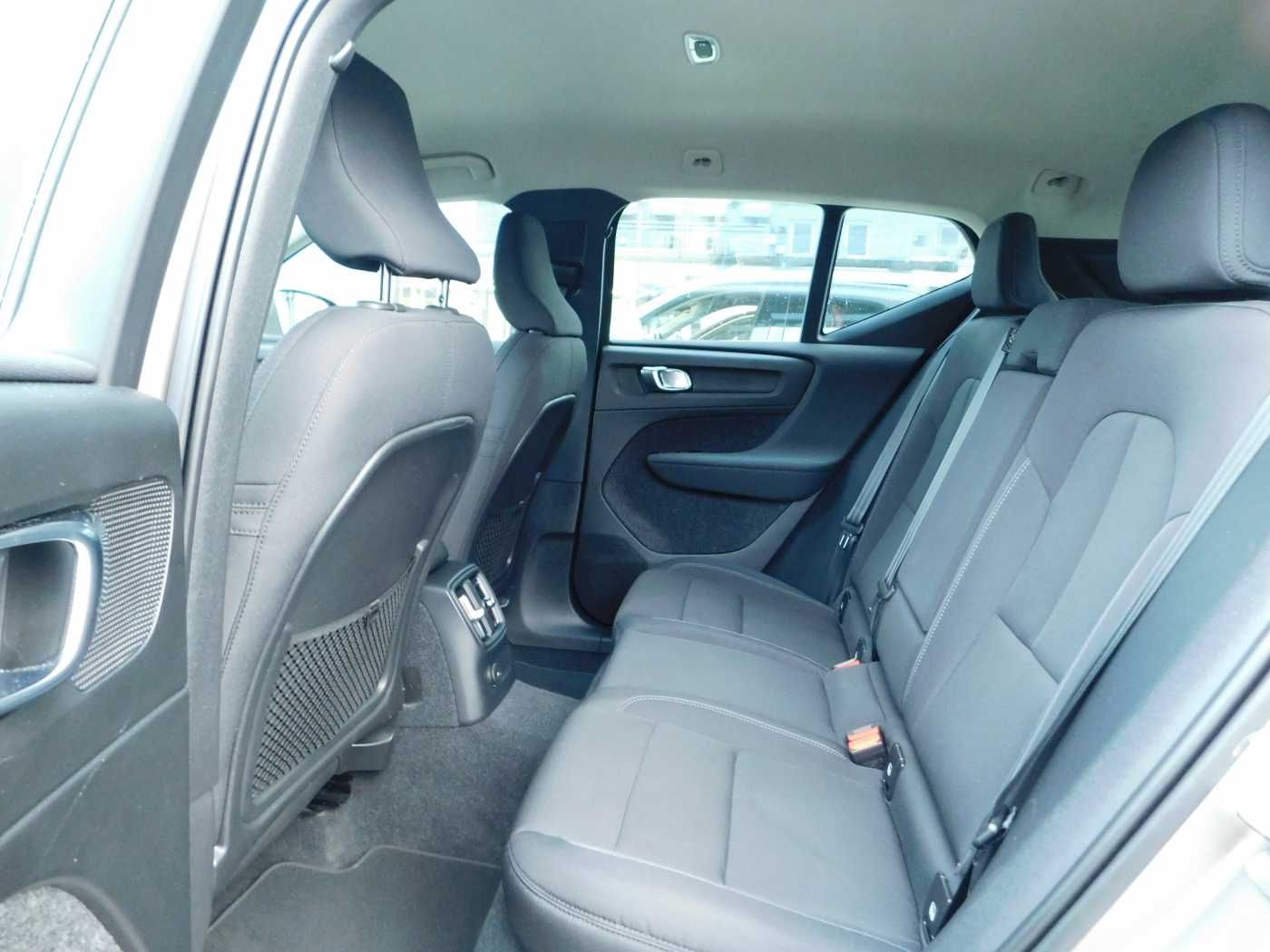 Fahrzeugabbildung Volvo XC40 Plug-In-Hybrid T4 Recharge Inscription Expr