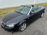 Audi A4 / 3,0L Automatikgetriebe Kabrio - Audi A4 aus 2003: Cabrio, 3.0
