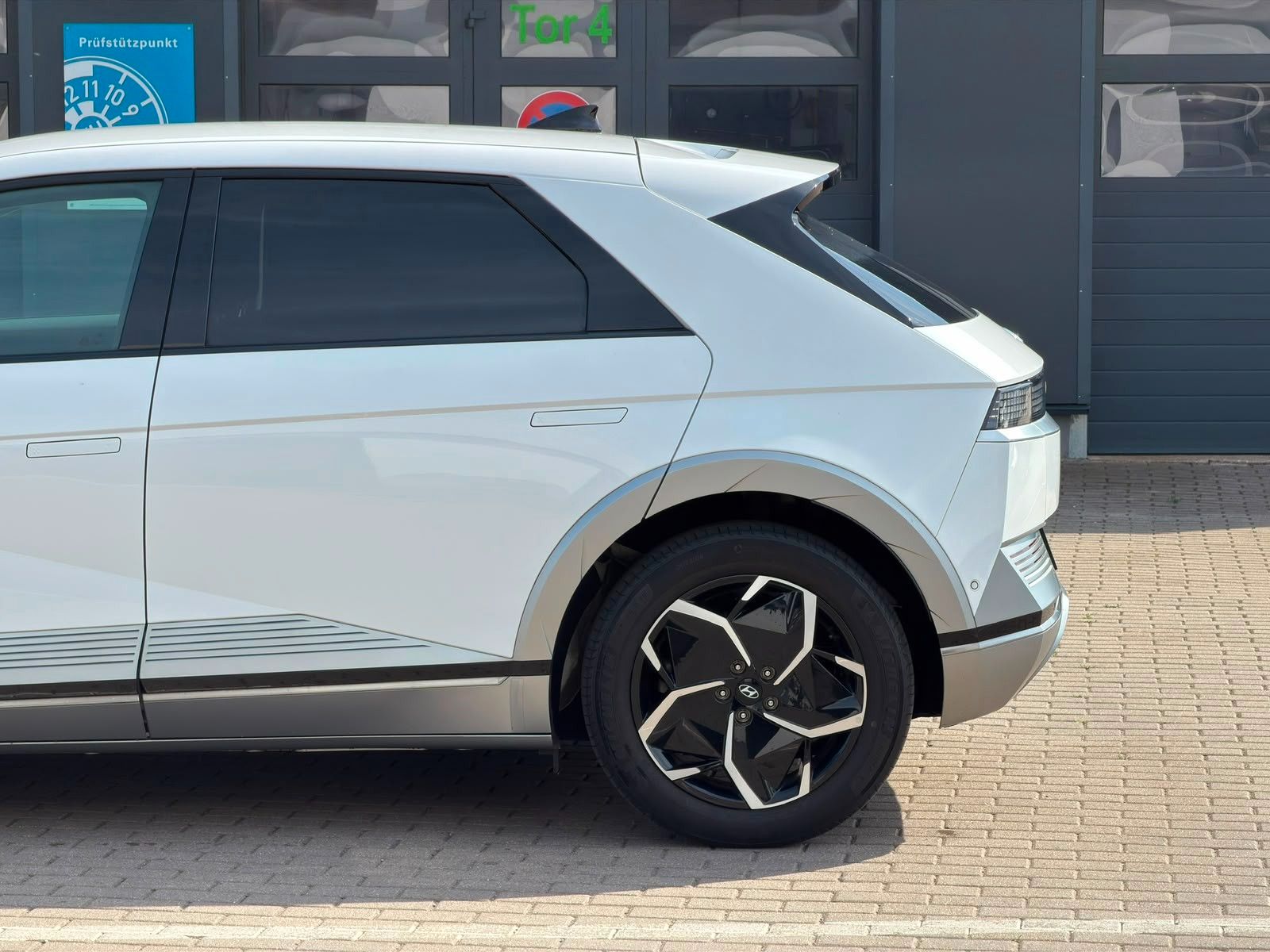 Fahrzeugabbildung Hyundai IONIQ 5 TECHNIQ 168kW *RW507KM*Navi*ACC*LED*360°