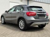 Mercedes-Benz GLA 200 1.Hand-S.Heft-Navi-Led-Teilleder-Shz- - Mercedes-Benz GLA-Klasse Gebrauchtwagen