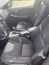 Volvo V40 - 9