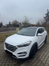 Hyundai Auto Hyndai Tucson - Hyundai TUCSON: Limousine