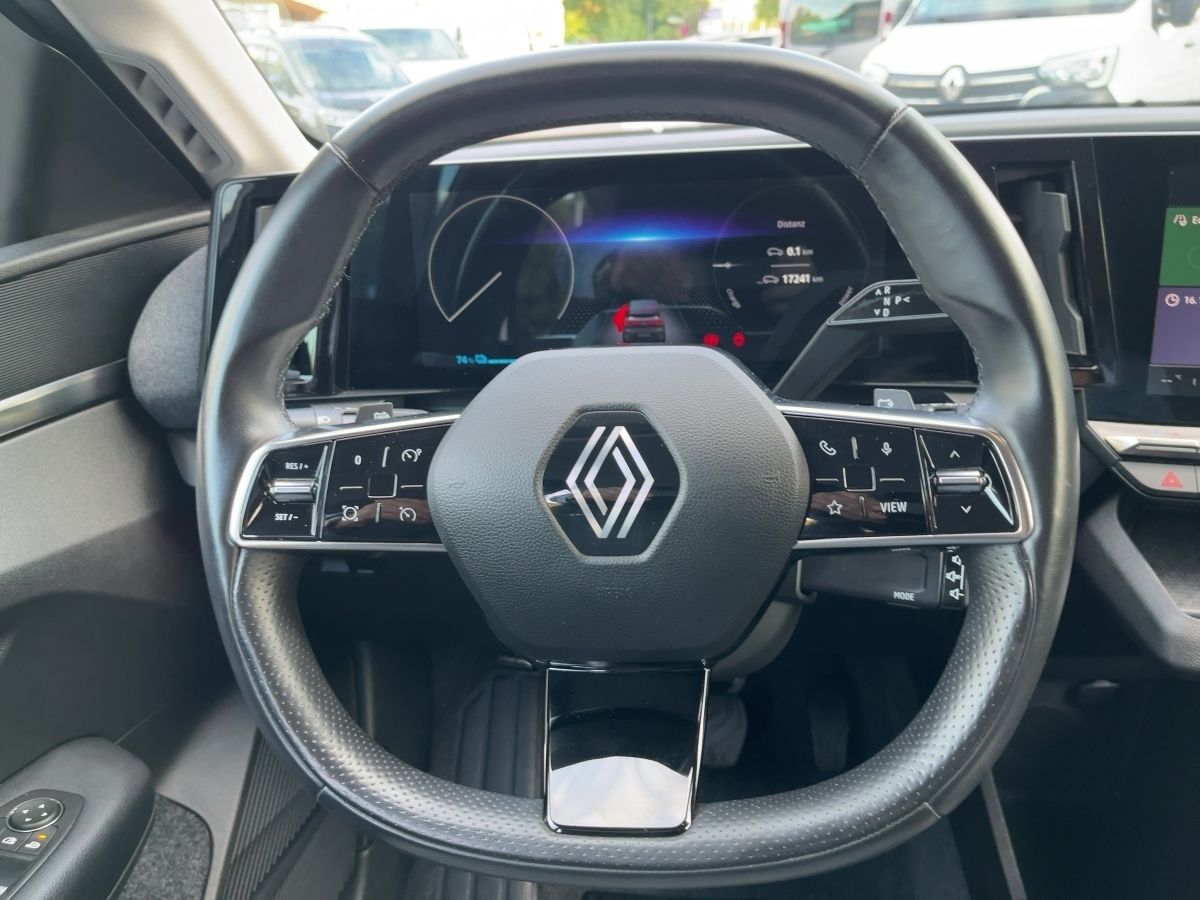 Fahrzeugabbildung Renault Megane E-TECH 130 EV40 CCS Kamera boost charge - mit KI generiert/bearbeitet
