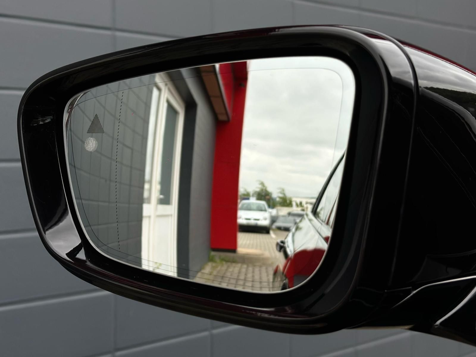 BMW 530i xDRIVE M SPORT PAKET SHADOW  LASER#HUD#ACC - Image 24