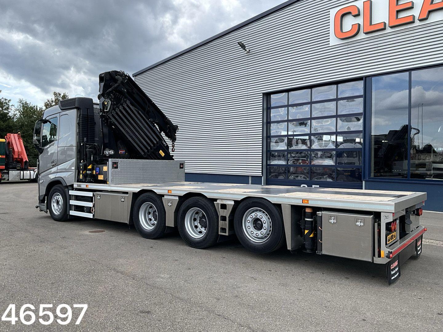 Volvo FH 500 8x4 HMF 50 Tonmeter laadkraan + Fly-Jib