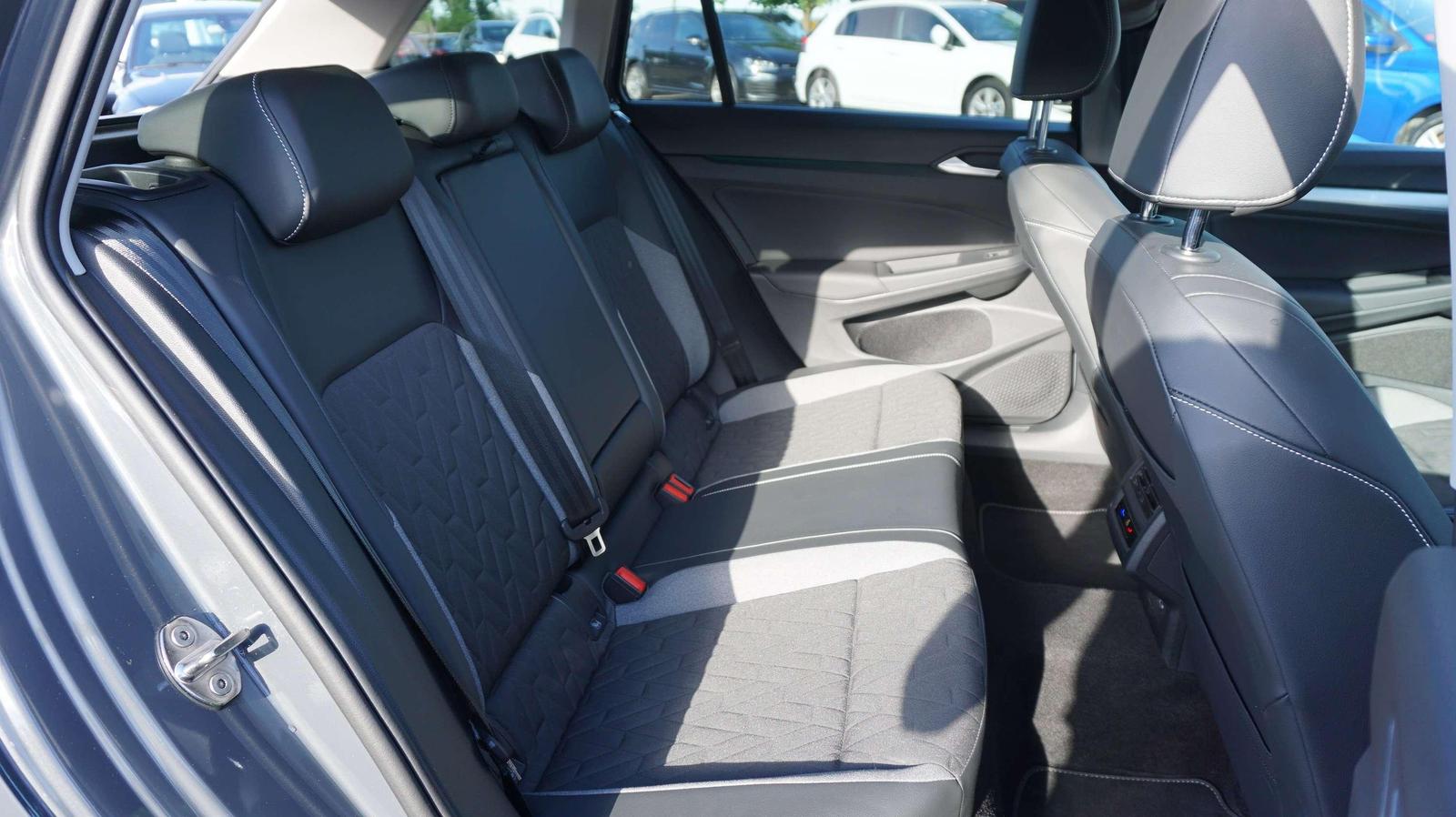 Volkswagen Golf Variant 1.5 eTSI OPF DSG Goal Sitzheizun, миниатюра 14