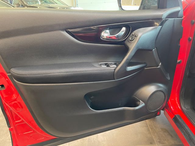 Nissan Qashqai N-Connecta *BI-XENON*LED*AHK*360 KAMERA*