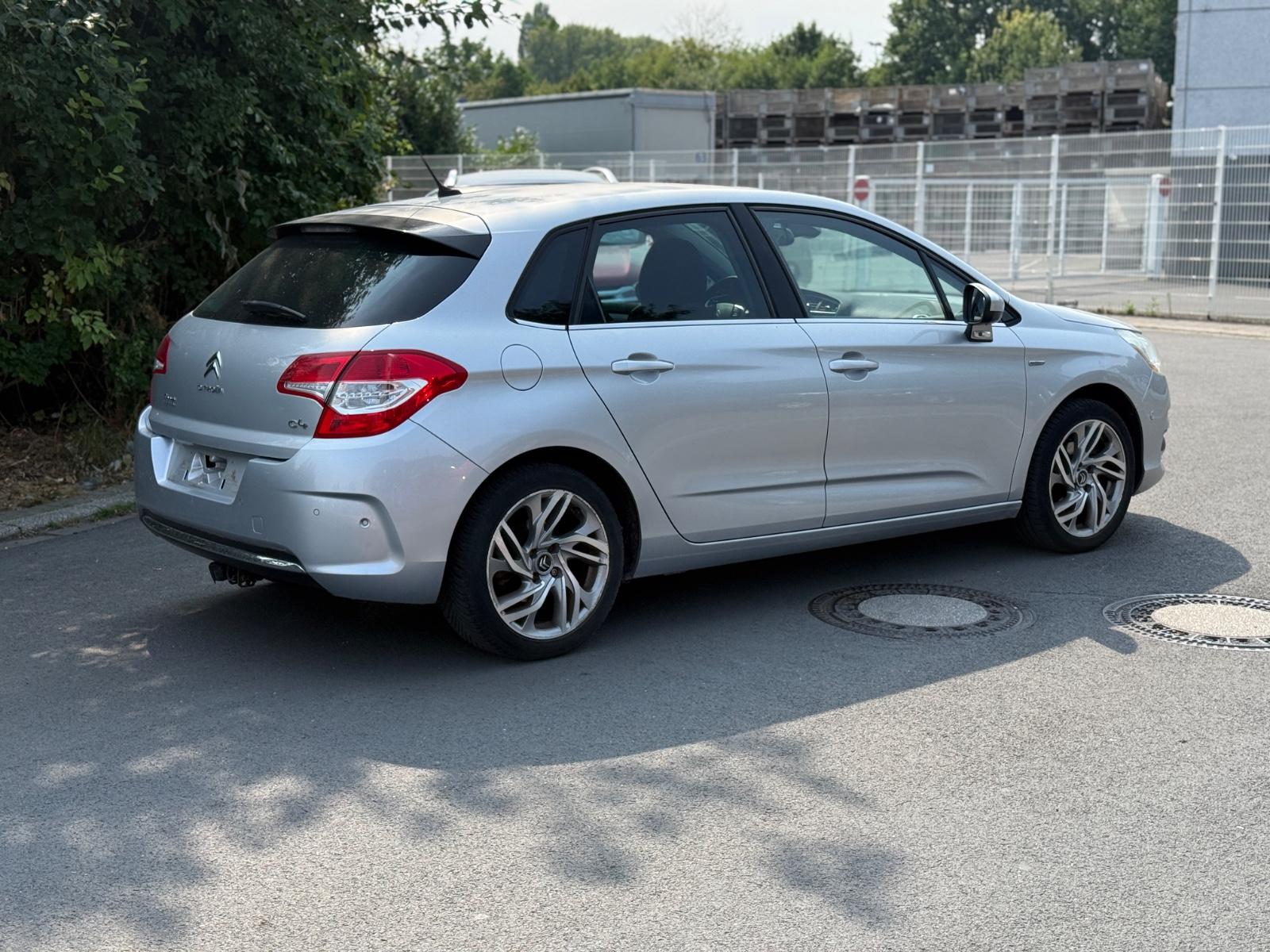 Citroën C4 Lim. Exclusive-1.6-Euro5-Klima-