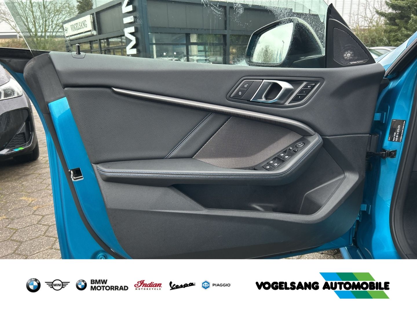 Fahrzeugabbildung BMW M235i xDrive Gran Coupe,HeadUp,RFK,ACC,H&KSound,