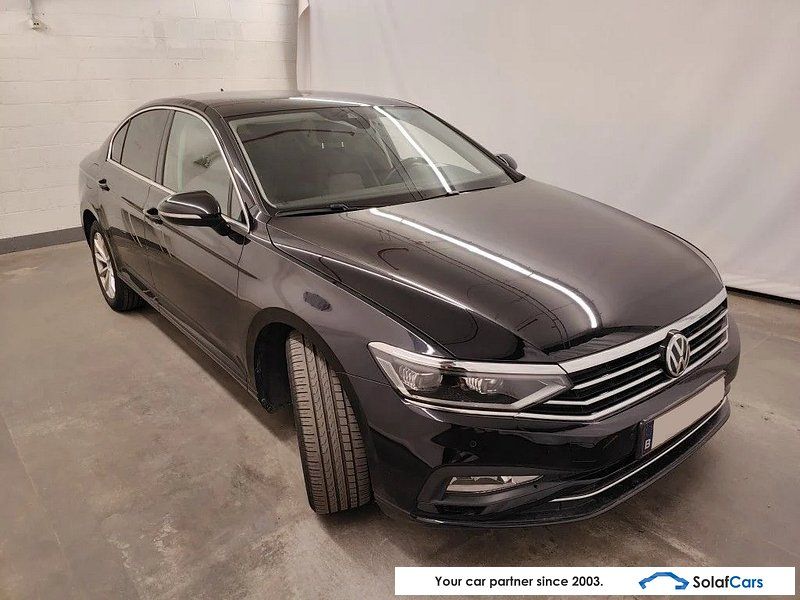 Volkswagen Passat 1.6 TDI Style Aut. IQ-Light Virtual ACC  imagem 2