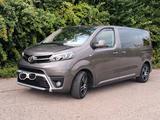 Toyota Proace (Verso) 2,0-l-D-4D 130kW L2 Team Deut... - Toyota Proace (Verso) mit Schiebedach