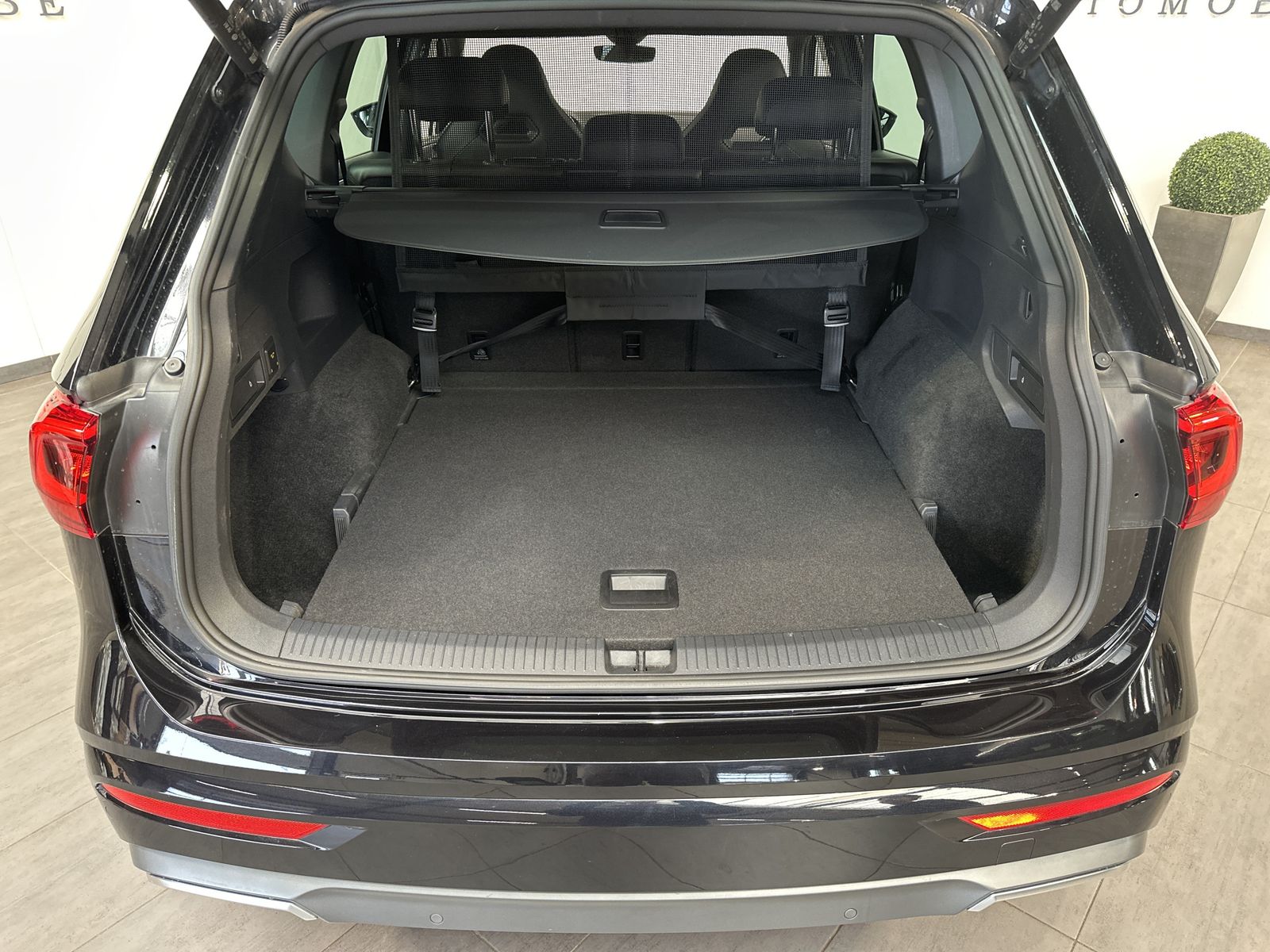 Fahrzeugabbildung SEAT Tarraco 2.0 TDI DSG FRNAV+LED+KAM+AHK+ACC+VCOCK