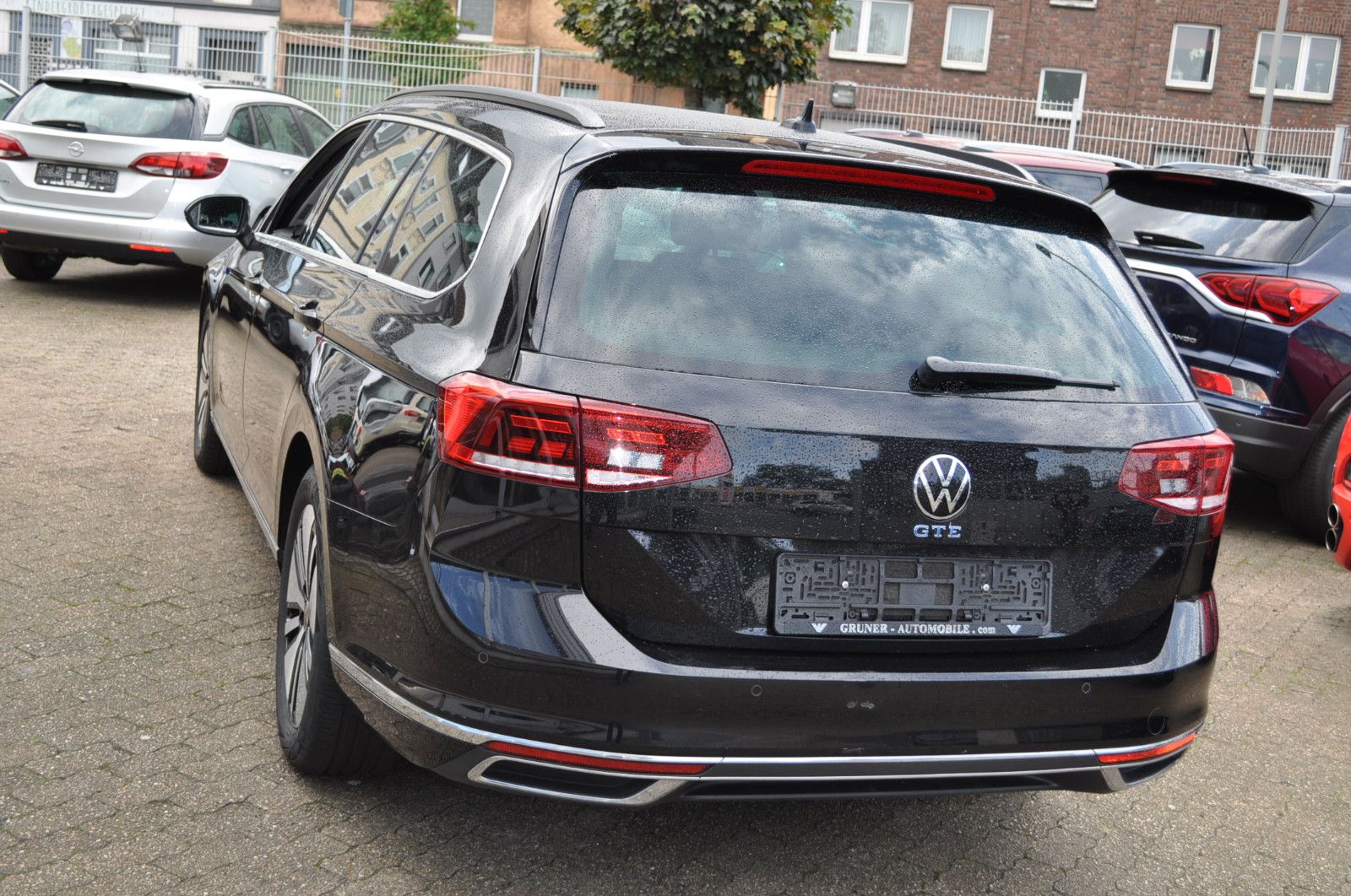 Fahrzeugabbildung Volkswagen Passat Variant GTE Business