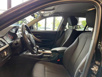 BMW 320 d xDrive *TÜV-NEU*SZHZ*PDC*LIMITER*NOTRUFSYS
