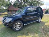 Mitsubishi Pajero 3,2 DI-D 4WD Instyle Automatik Instyle - Mitsubishi Pajero aus 2012