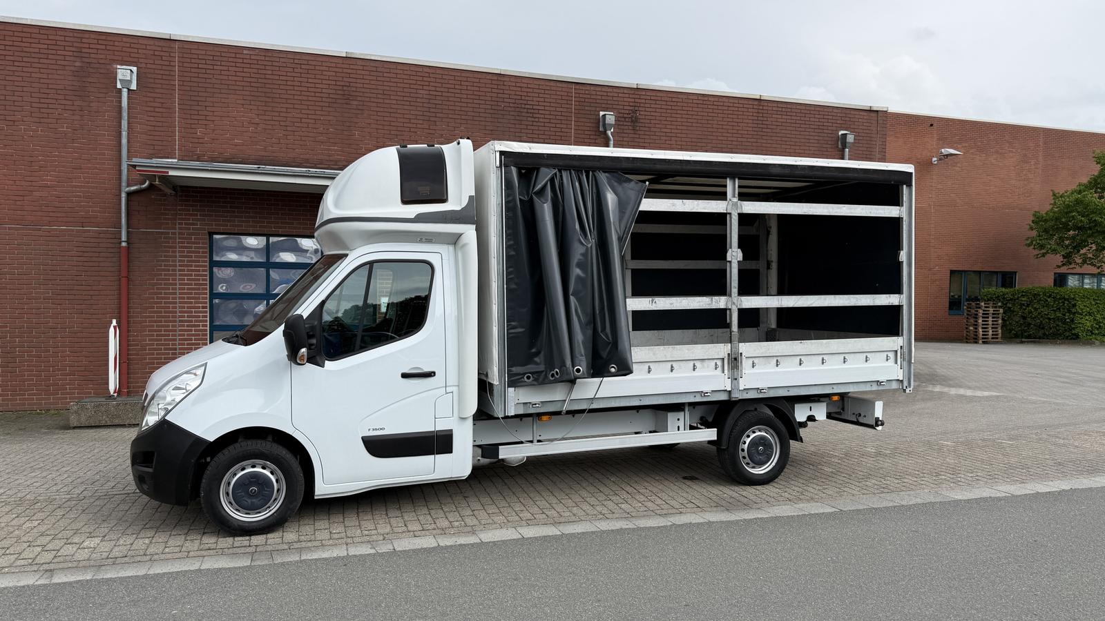 Opel Movano Pritsche Schiebeplane 3,5t Schlafkabine 