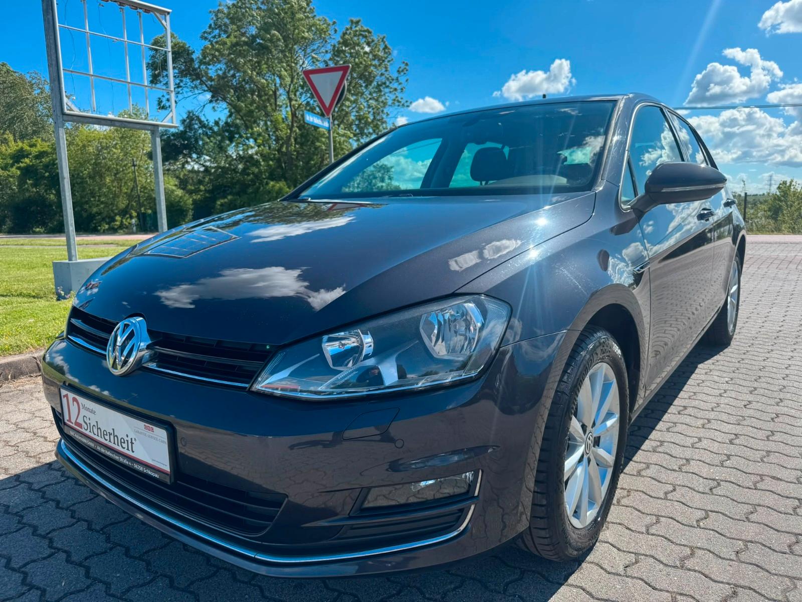 Volkswagen Golf VII Lim. Lounge BMT