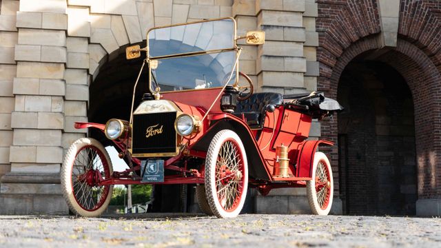 Fahrzeugabbildung Ford Model T Touring/Zustand 1/Zeitkapsel