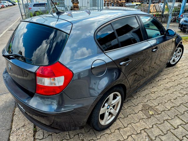 BMW 118 Baureihe 1 Lim. 118i NAVI LEDER TÜV 09 2025