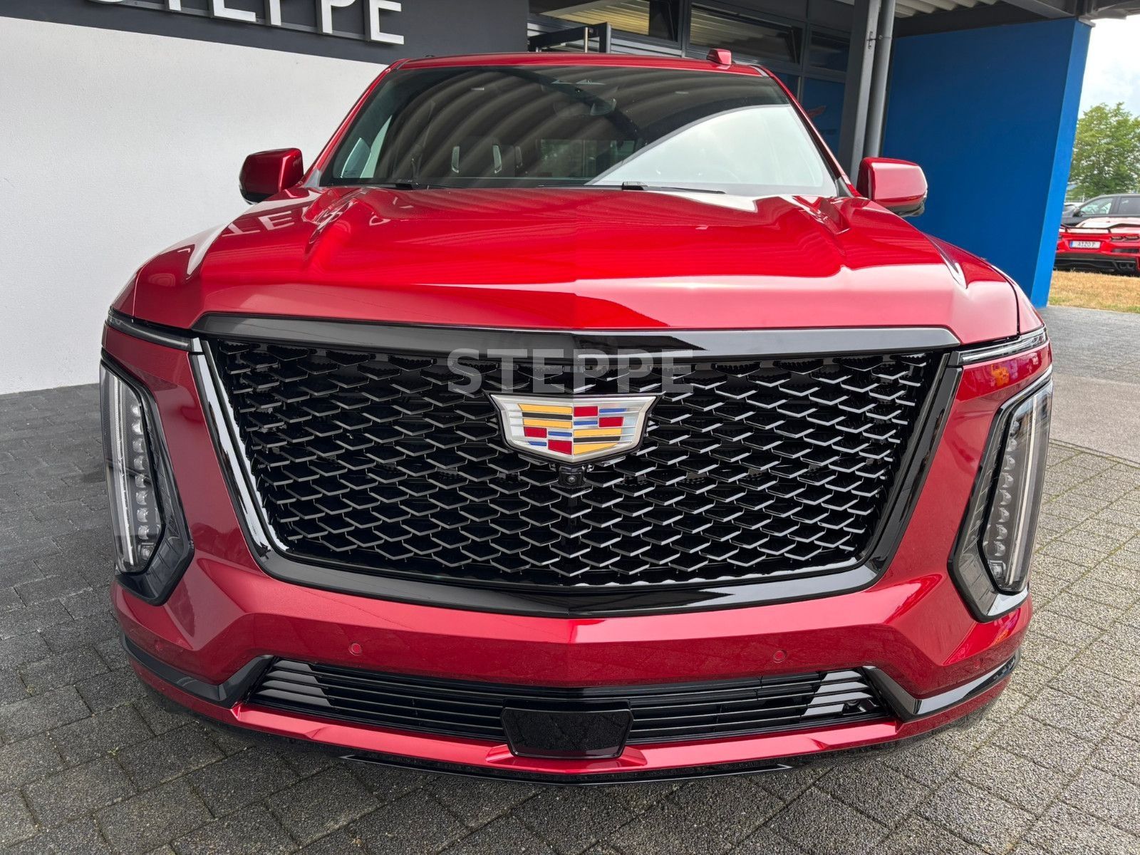 Cadillac Escalade MY26 6.2 V8 SportPlatinum Executive 24"