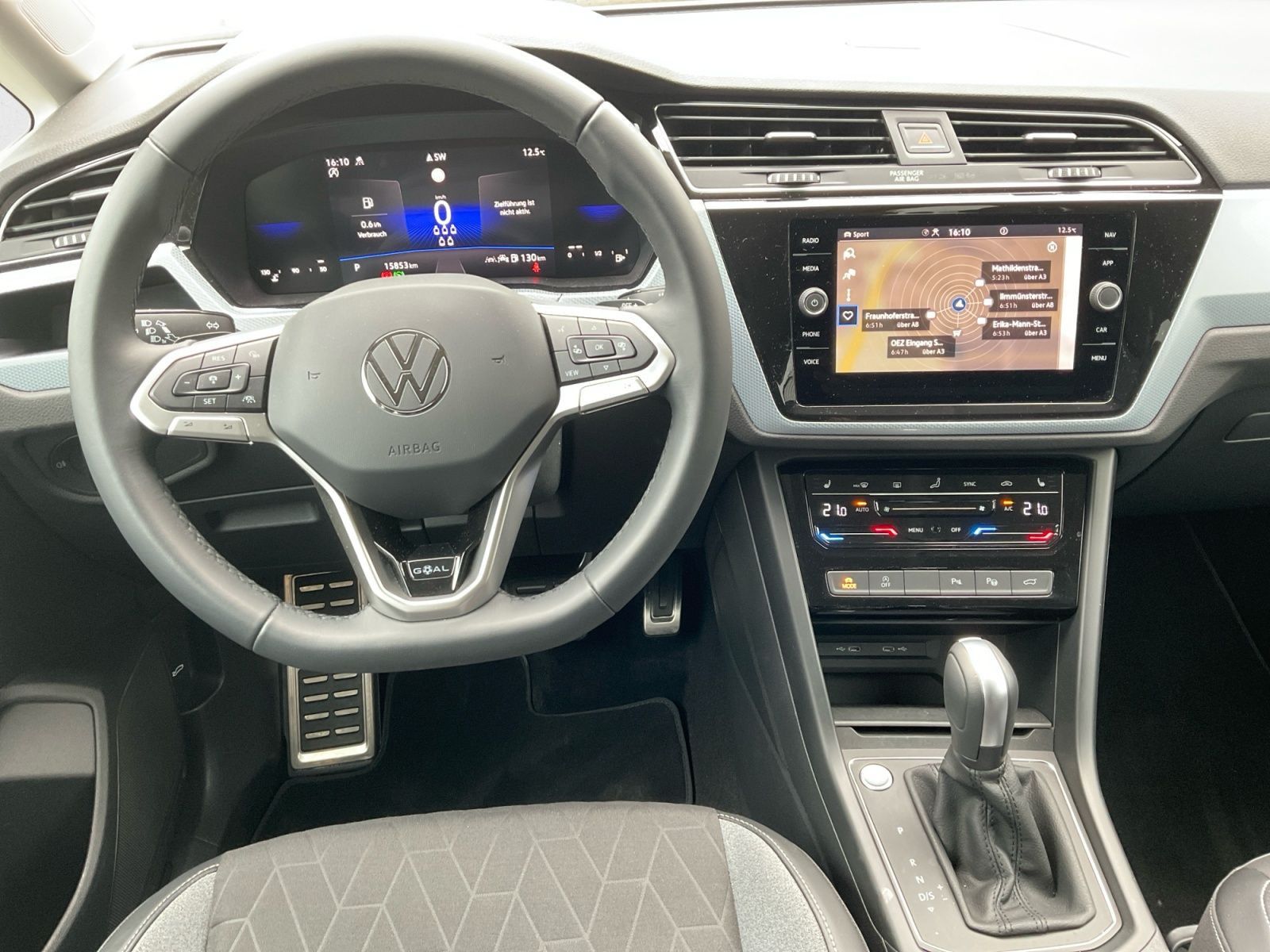 Volkswagen Touran - Bild 10