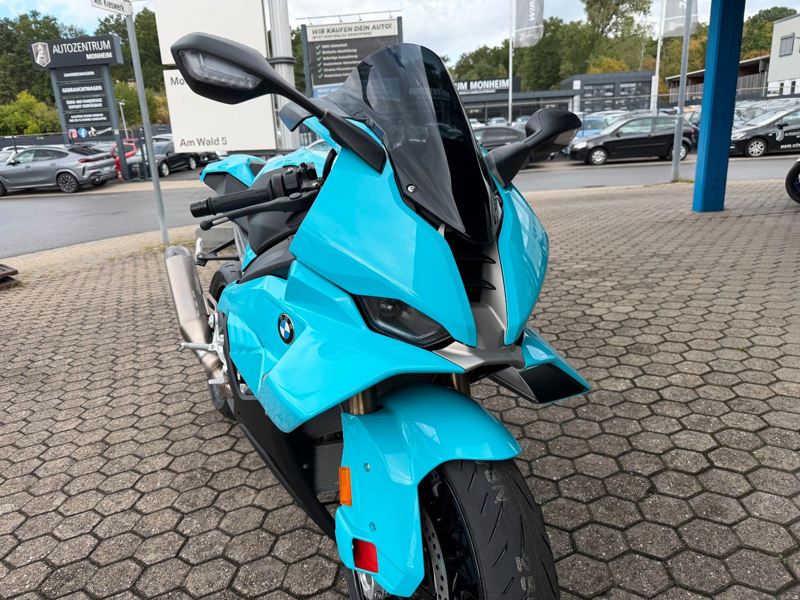 Fahrzeugabbildung BMW S 1000 RR - Sonderlackierung! Neu!