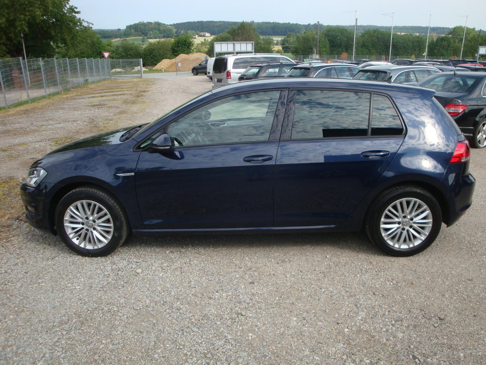Volkswagen Golf VII Lim. Comfortline CUP BMT *Navi/AHK/PDC*