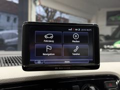 Fahrzeugabbildung Volkswagen up! 1.0 move / Navi Klimaanlage Sitzheizung Temp