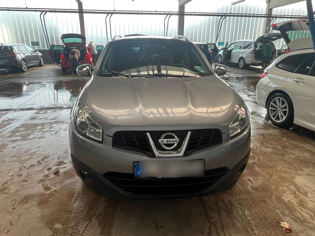 Nissan Qashqai+2
