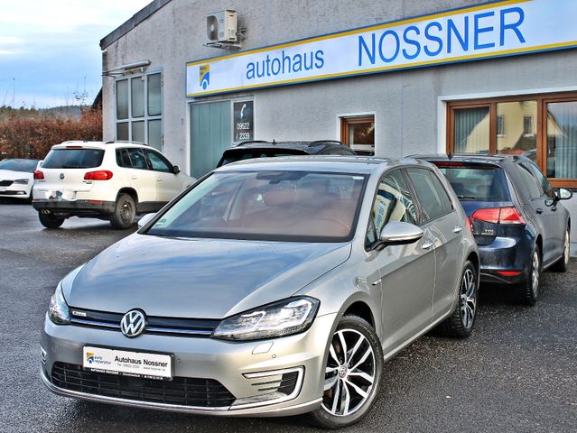 Volkswagen e-Golf 100KW (WäPu,CCS,SHZ,KESSY,LMR17",...)