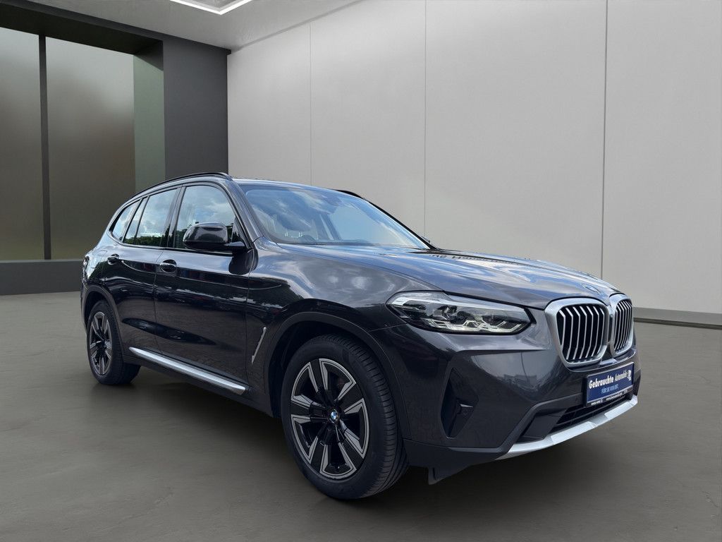 BMW X3 xDrive20d LED NAVI KAMERA KEYLESS SHZ 19" AHK foto 3