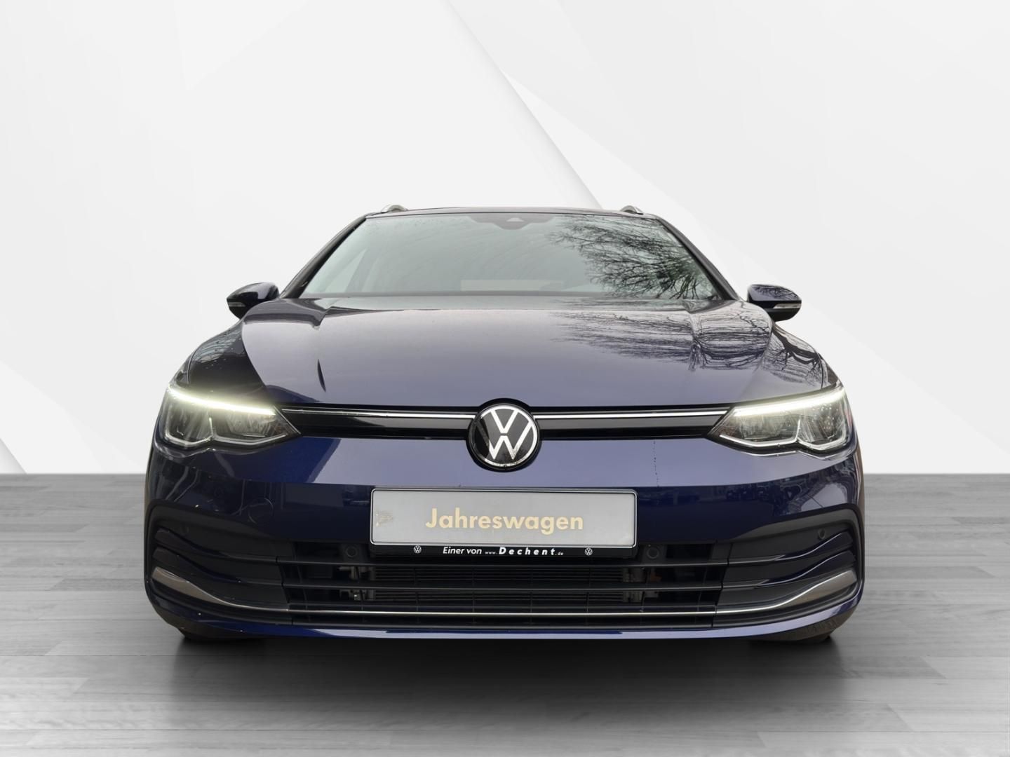 Fahrzeugabbildung Volkswagen Golf Variant MOVE Golf VIII Variant MOVE 1.0 eTS